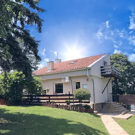 Ruza Vetra Villa Belgrád
